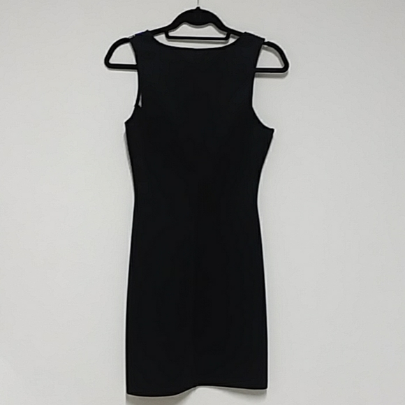 Dress - Picture 3 of 4